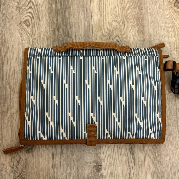 Skip Hop changing pad - Picture 4 of 5